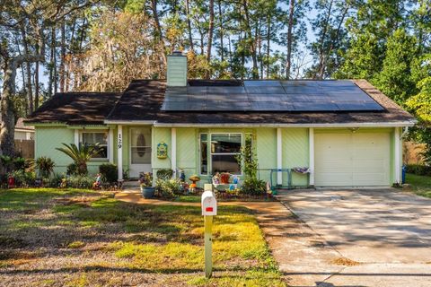 Photo of 129 Wildwood Drive, Sanford, FL 32773 (MLS # O6365222)