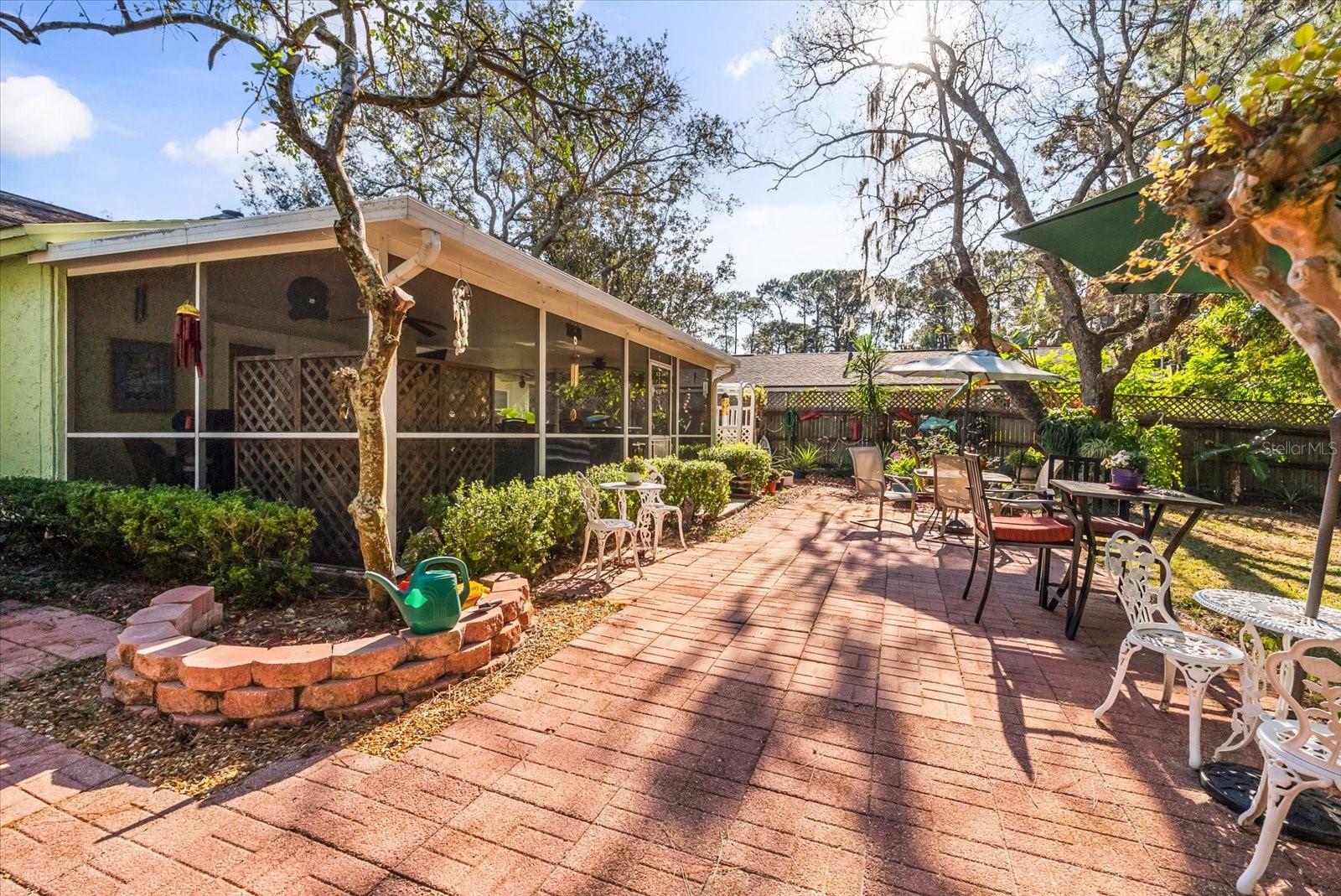 RAMBLEWOOD - Residential