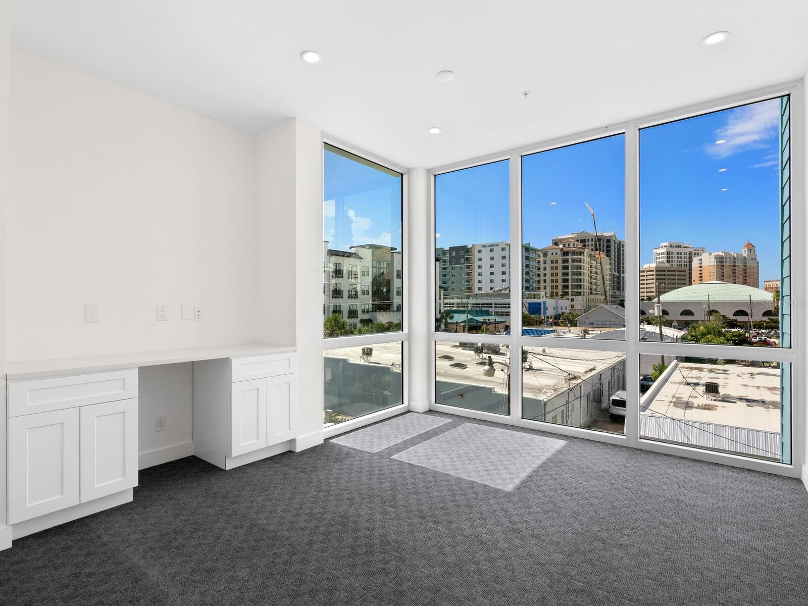 VISTA URBANA - Residential