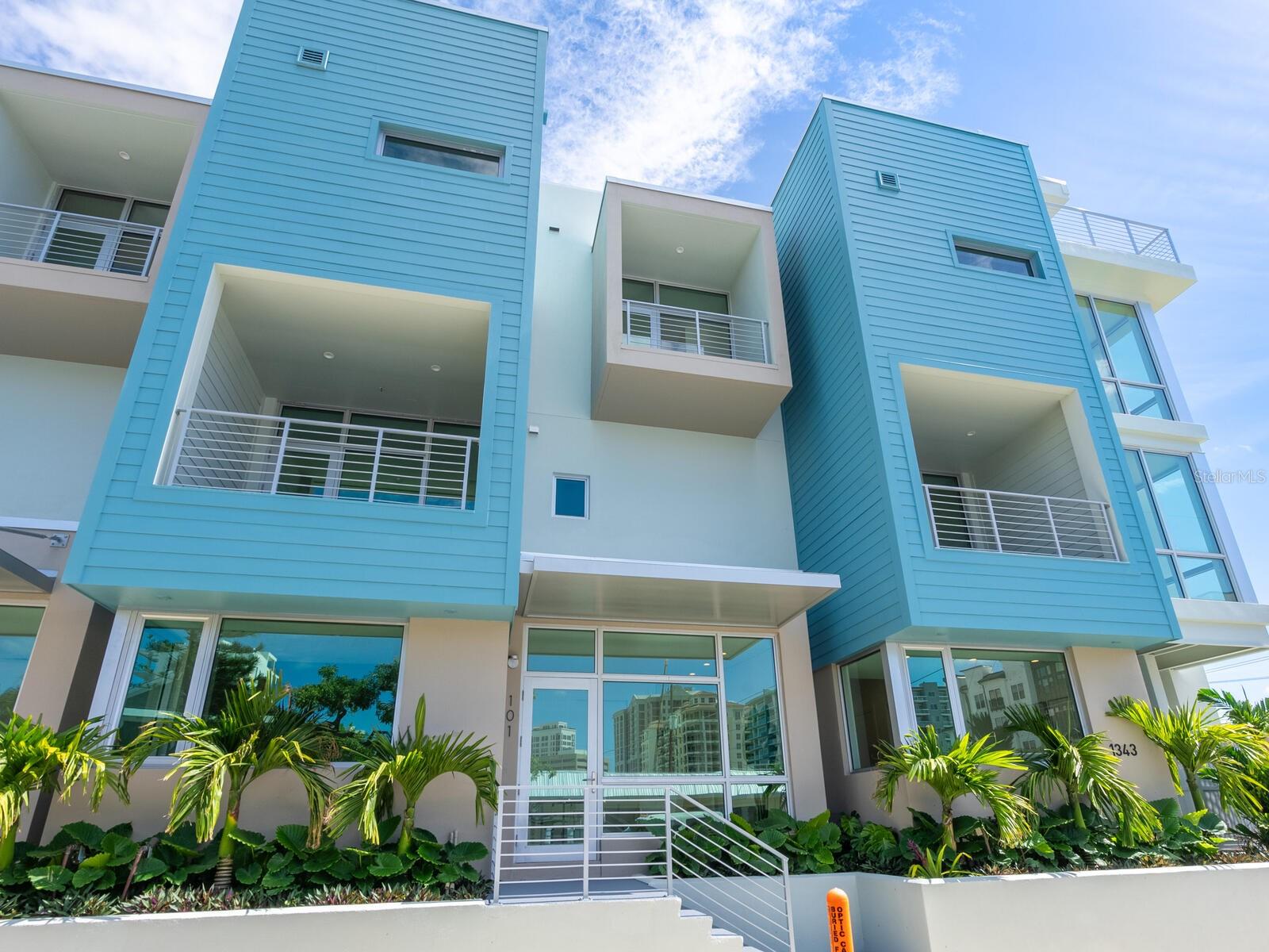 VISTA URBANA - Residential