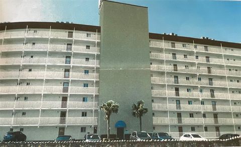 A home in DAYTONA BEACH