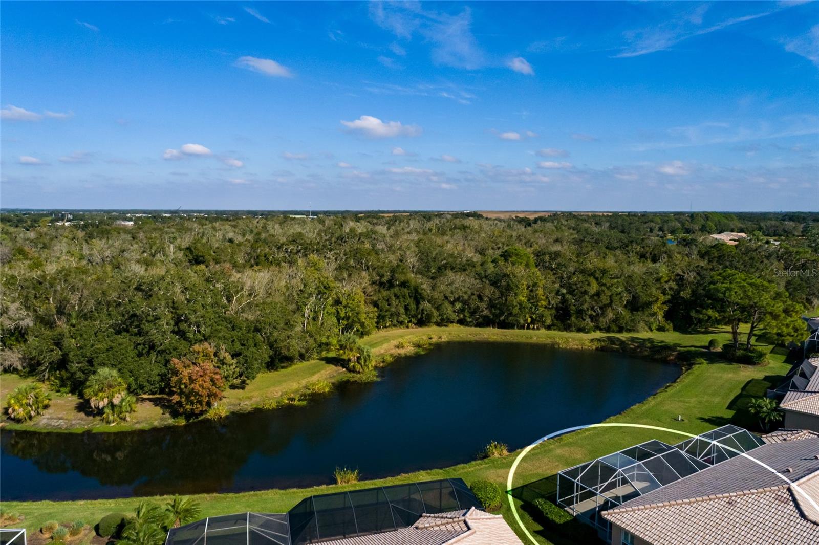 HERITAGE OAKS GOLF & COUNTRY CLUB - Residential