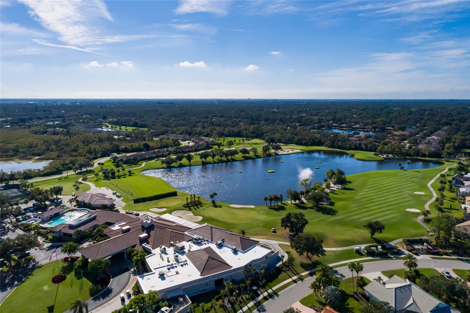HERITAGE OAKS GOLF & COUNTRY CLUB - Residential