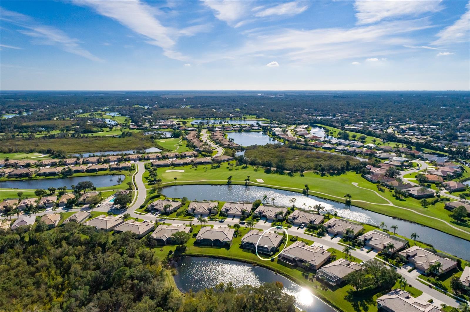 HERITAGE OAKS GOLF & COUNTRY CLUB - Residential