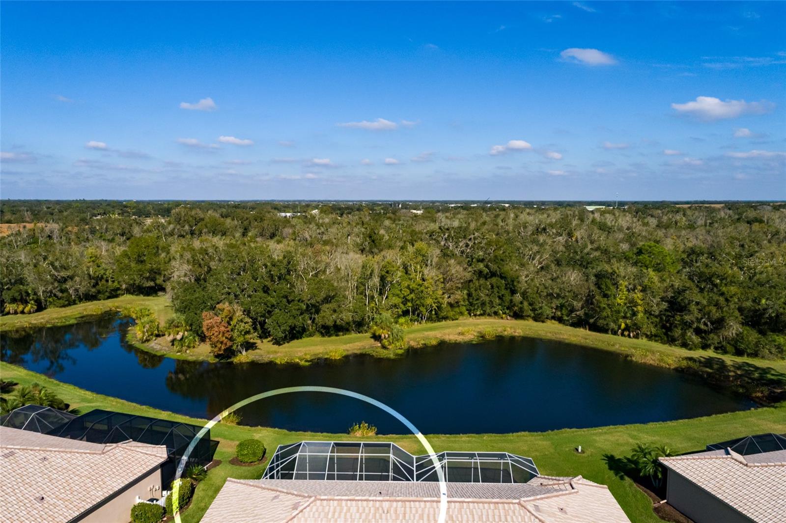 HERITAGE OAKS GOLF & COUNTRY CLUB - Residential