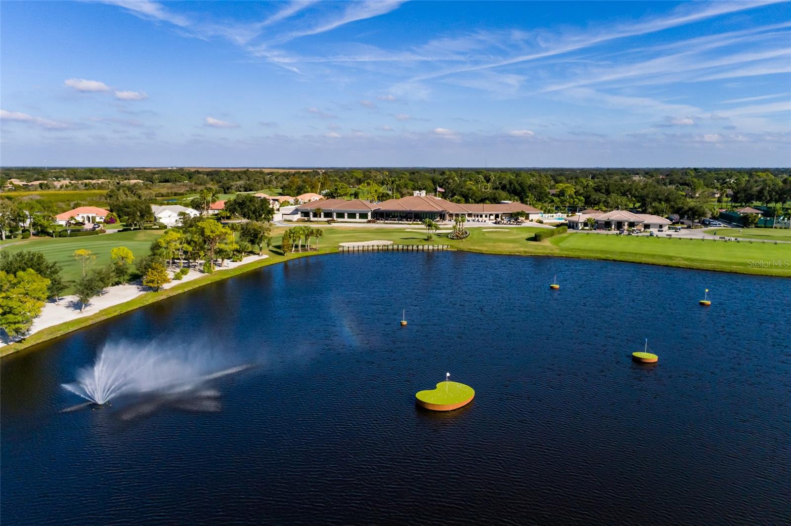 HERITAGE OAKS GOLF & COUNTRY CLUB - Residential