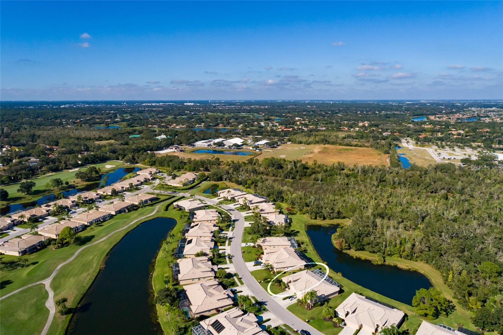 HERITAGE OAKS GOLF & COUNTRY CLUB - Residential
