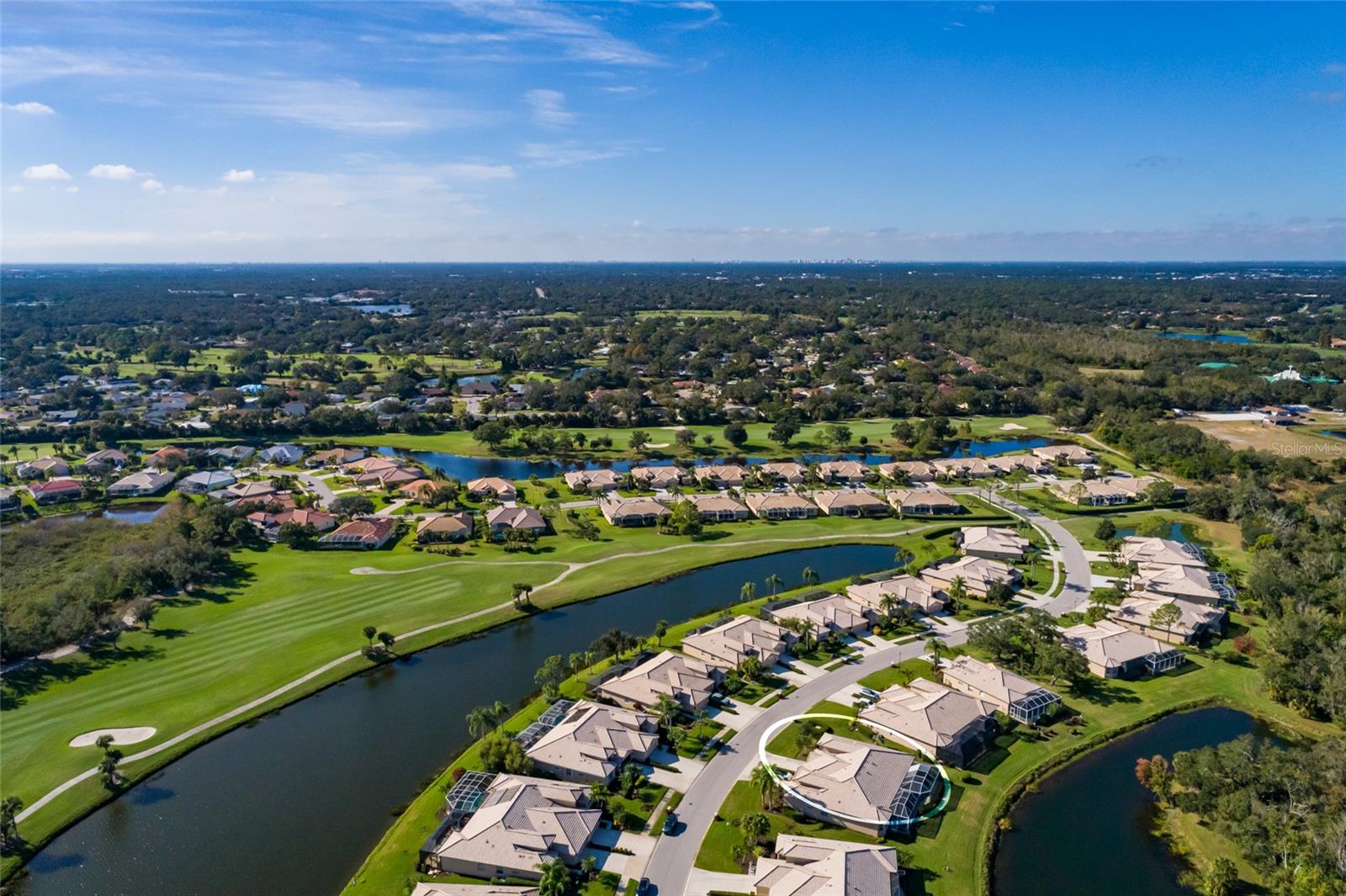 HERITAGE OAKS GOLF & COUNTRY CLUB - Residential