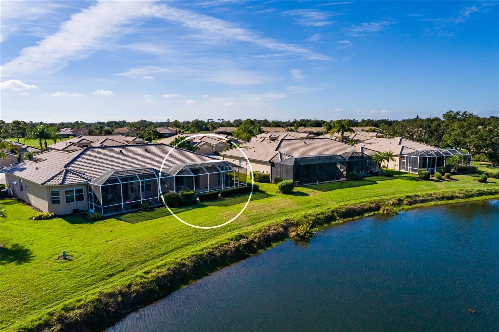 HERITAGE OAKS GOLF & COUNTRY CLUB - Residential