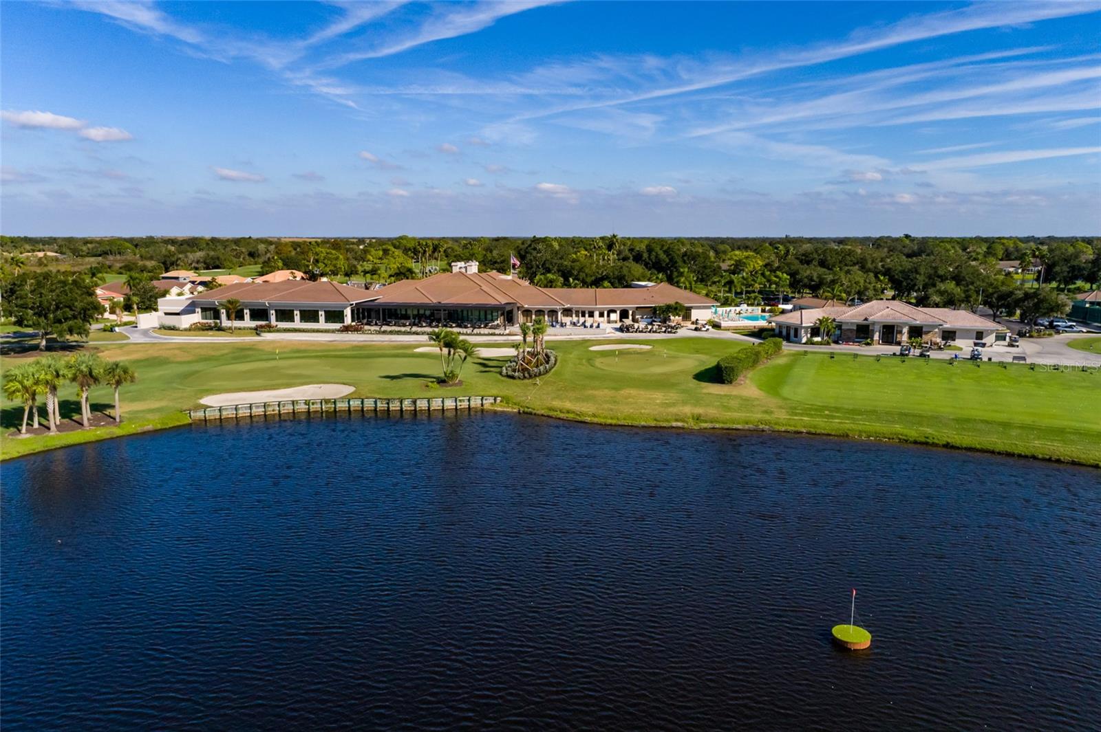 HERITAGE OAKS GOLF & COUNTRY CLUB - Residential