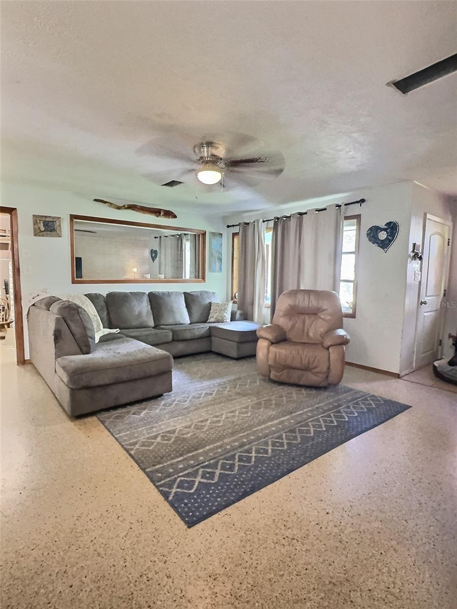 DETWILERS ADD 01 NEW SMYRNA BCH - Residential