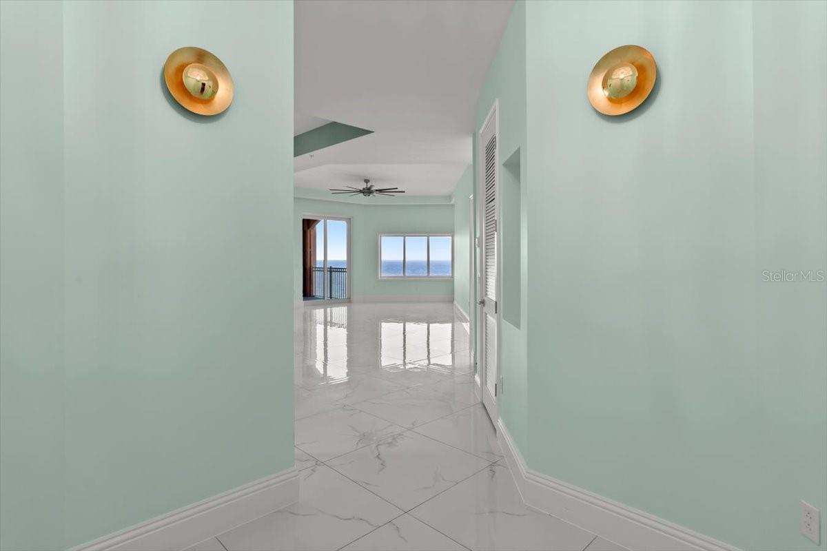 200 OCEAN CREST DRIVE 1111