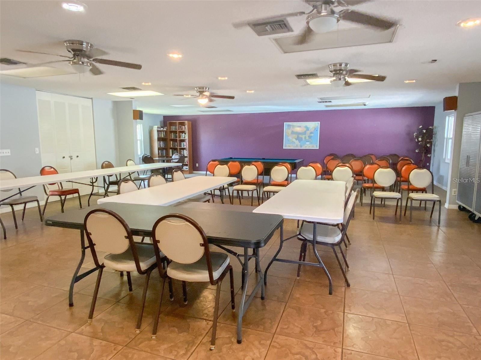 HILL CREST VILLAS - Residential