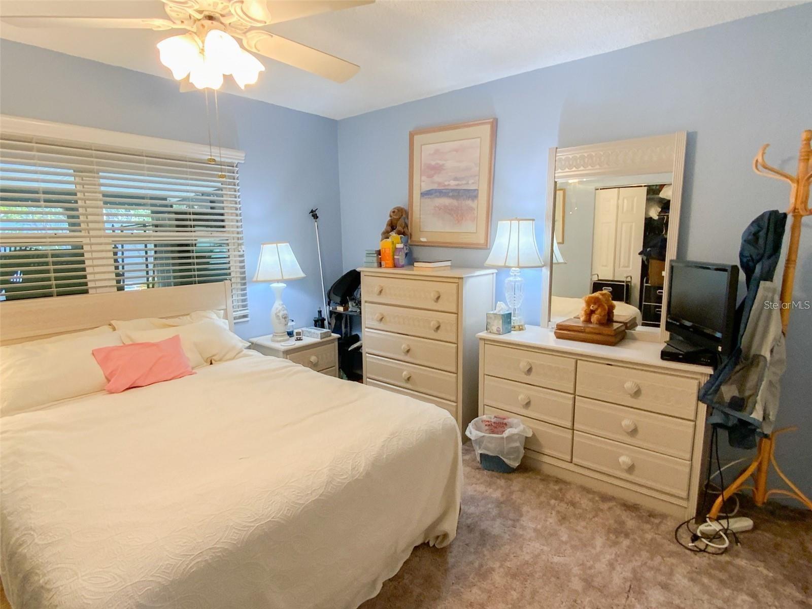 HILL CREST VILLAS - Residential