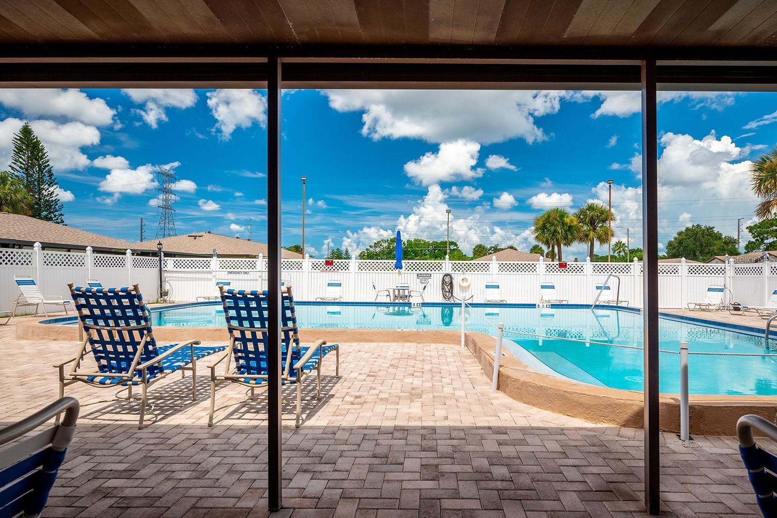 HILL CREST VILLAS - Residential