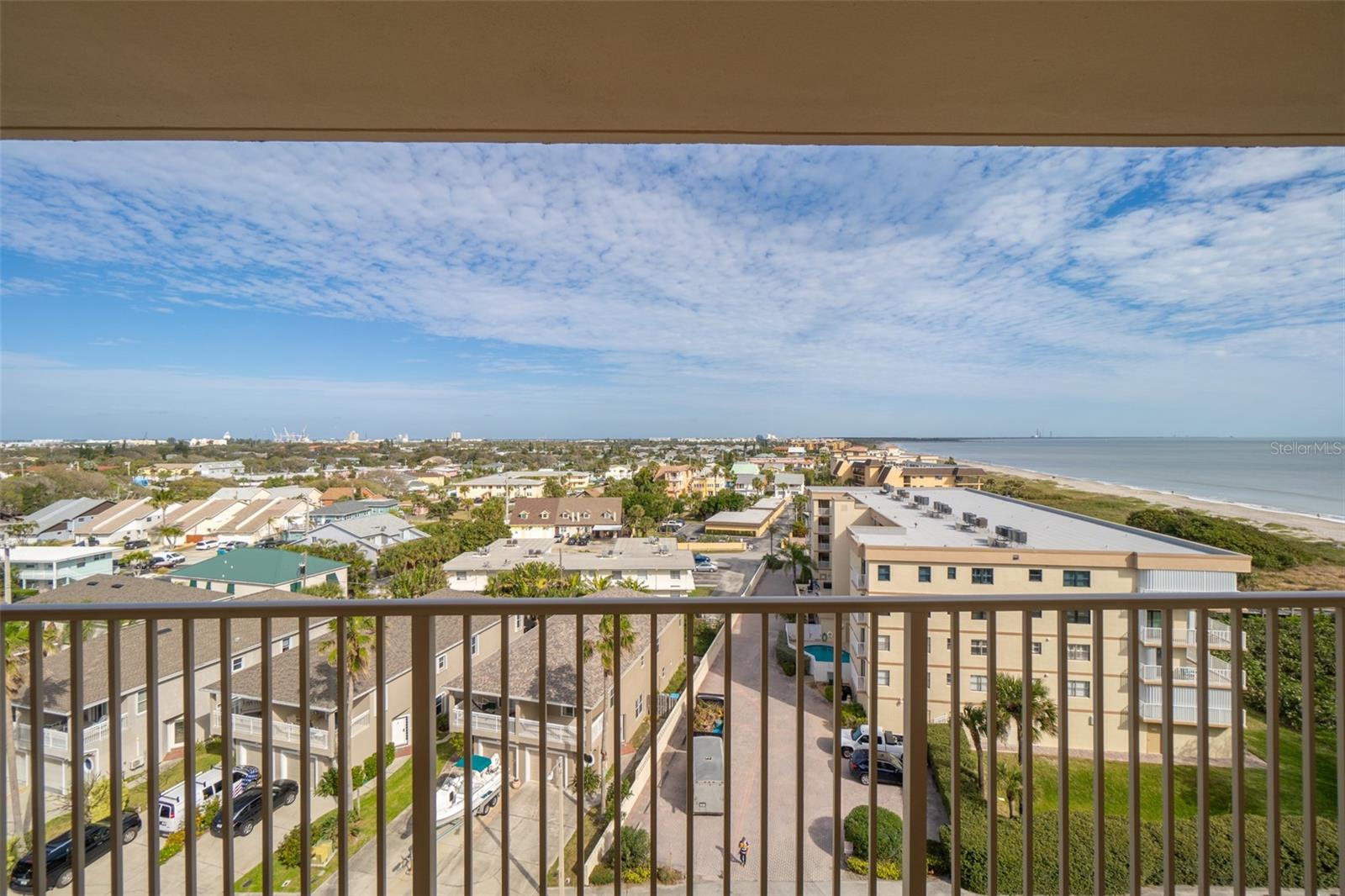 7520 RIDGEWOOD AVENUE 906