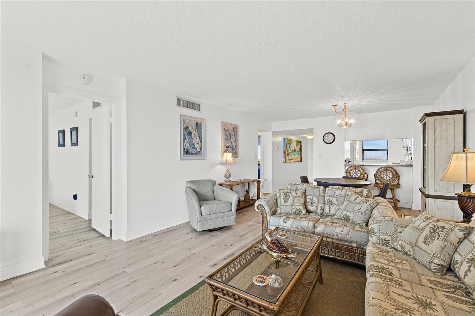 AVON BY SEA - Residential