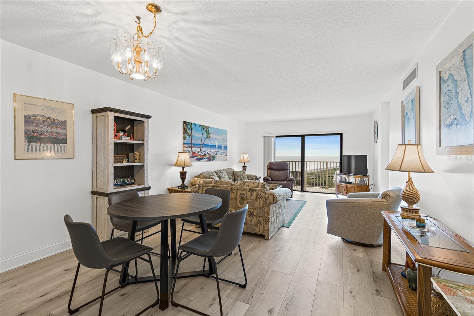 AVON BY SEA - Residential