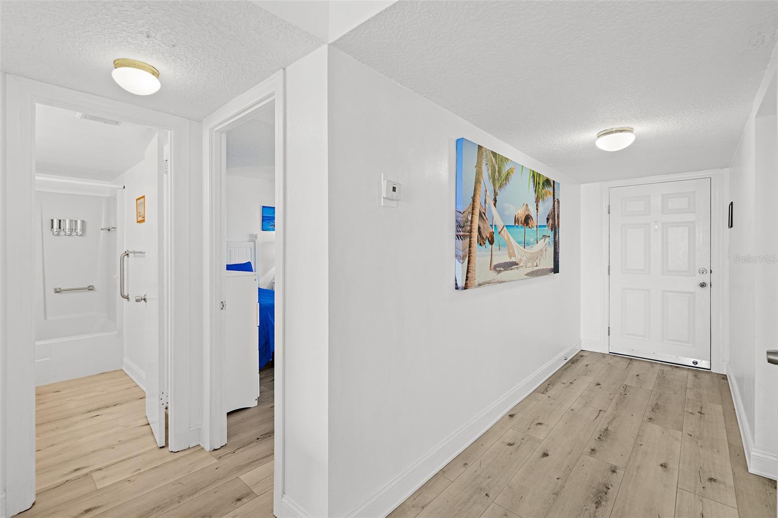 AVON BY SEA - Residential