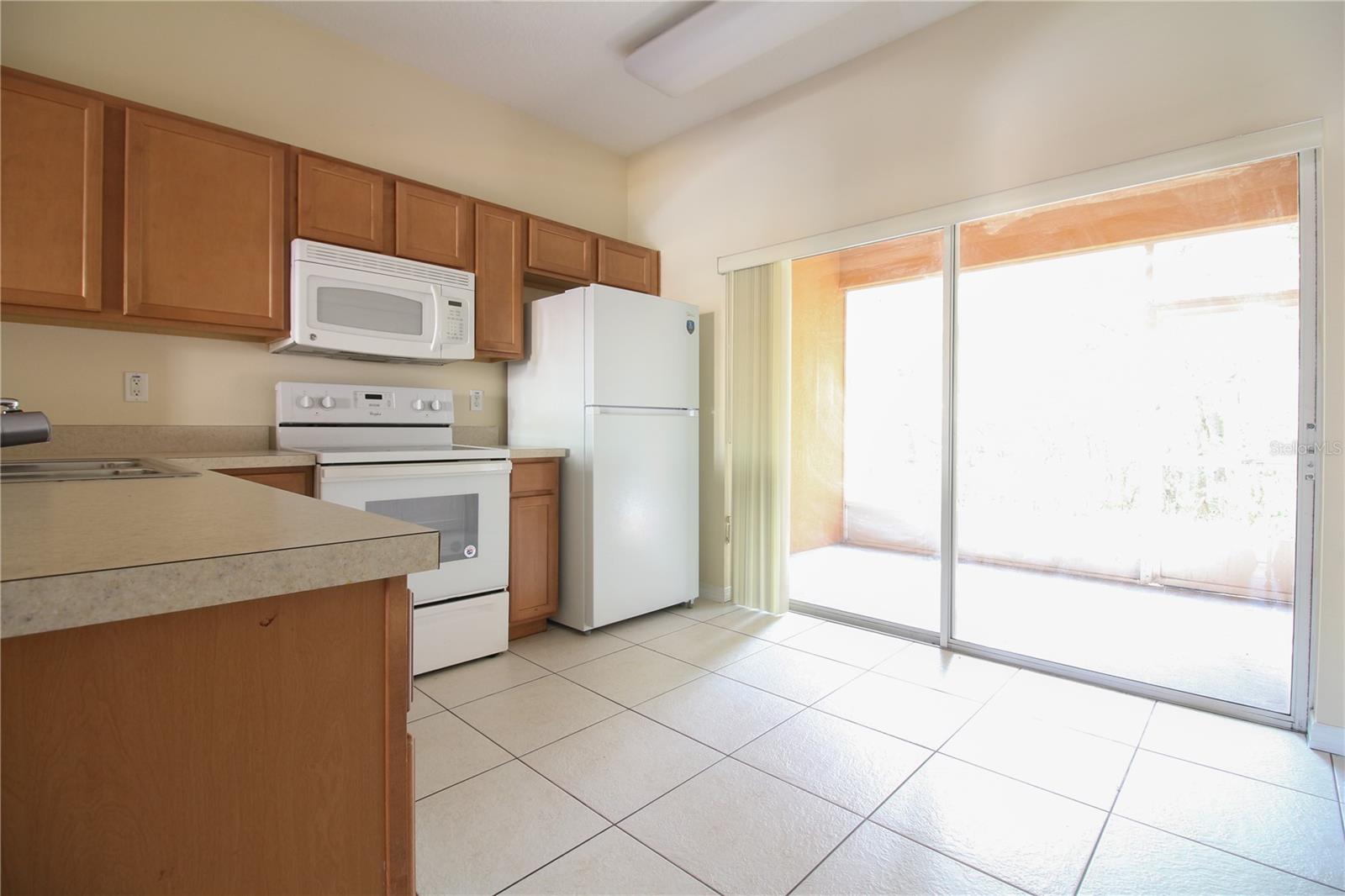 AUTUMNWOOD GROVE - Residential Lease