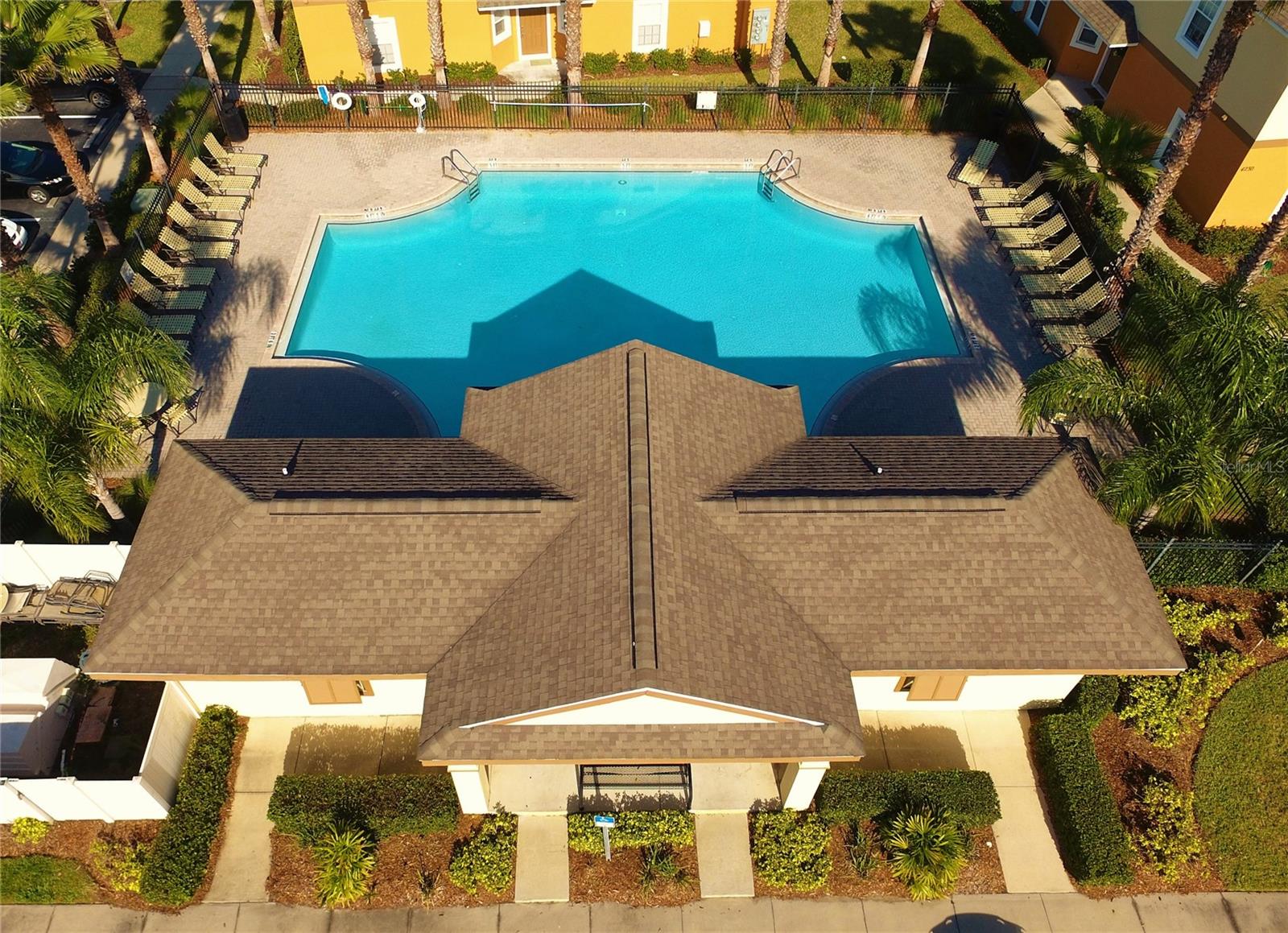 AUTUMNWOOD GROVE - Residential Lease