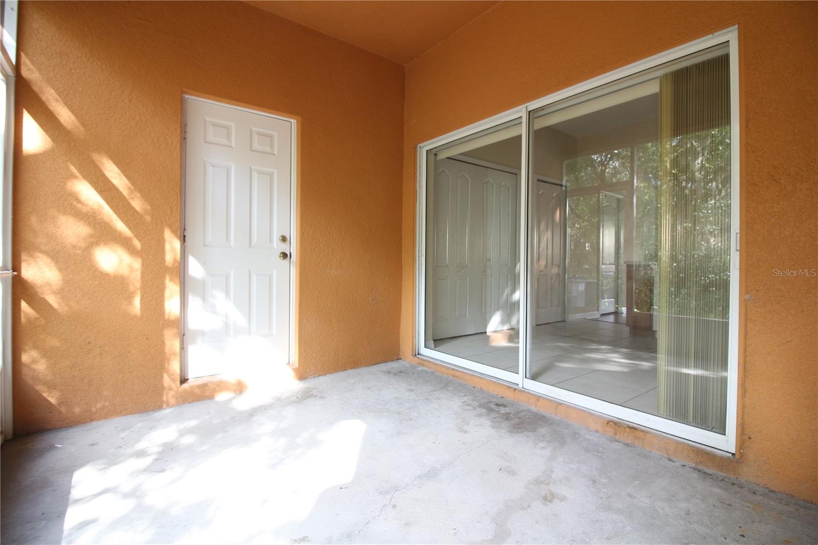 AUTUMNWOOD GROVE - Residential Lease