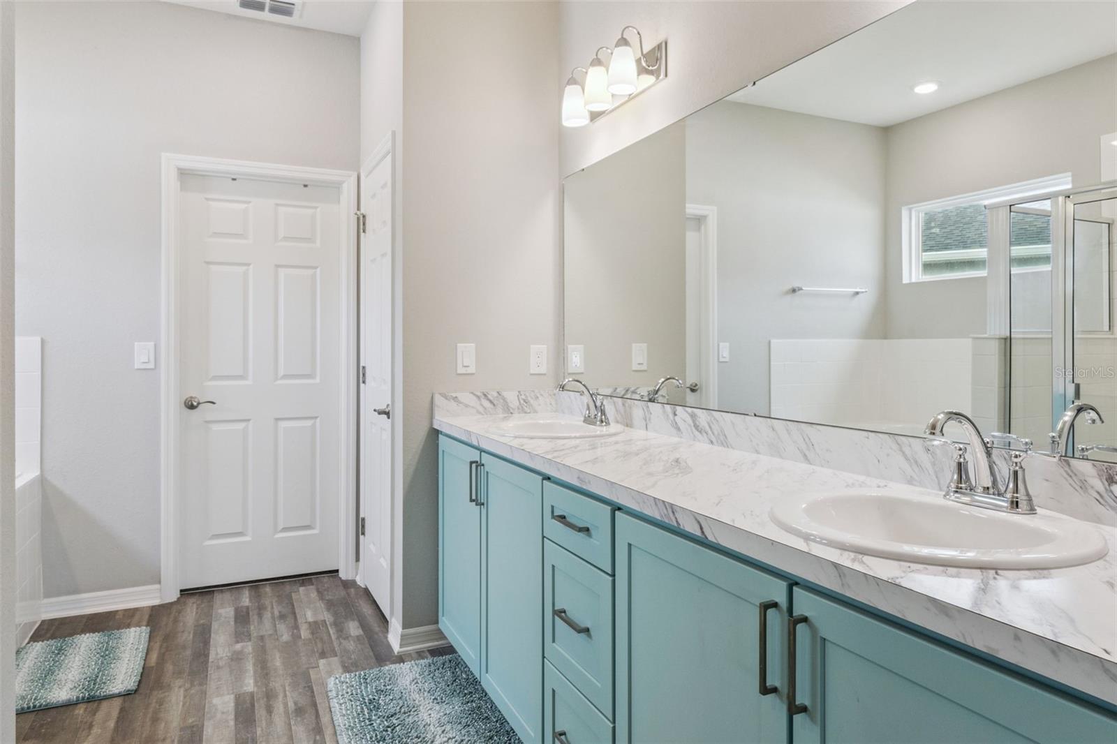 AUBURN COVE PH 2 & 3 - Residential