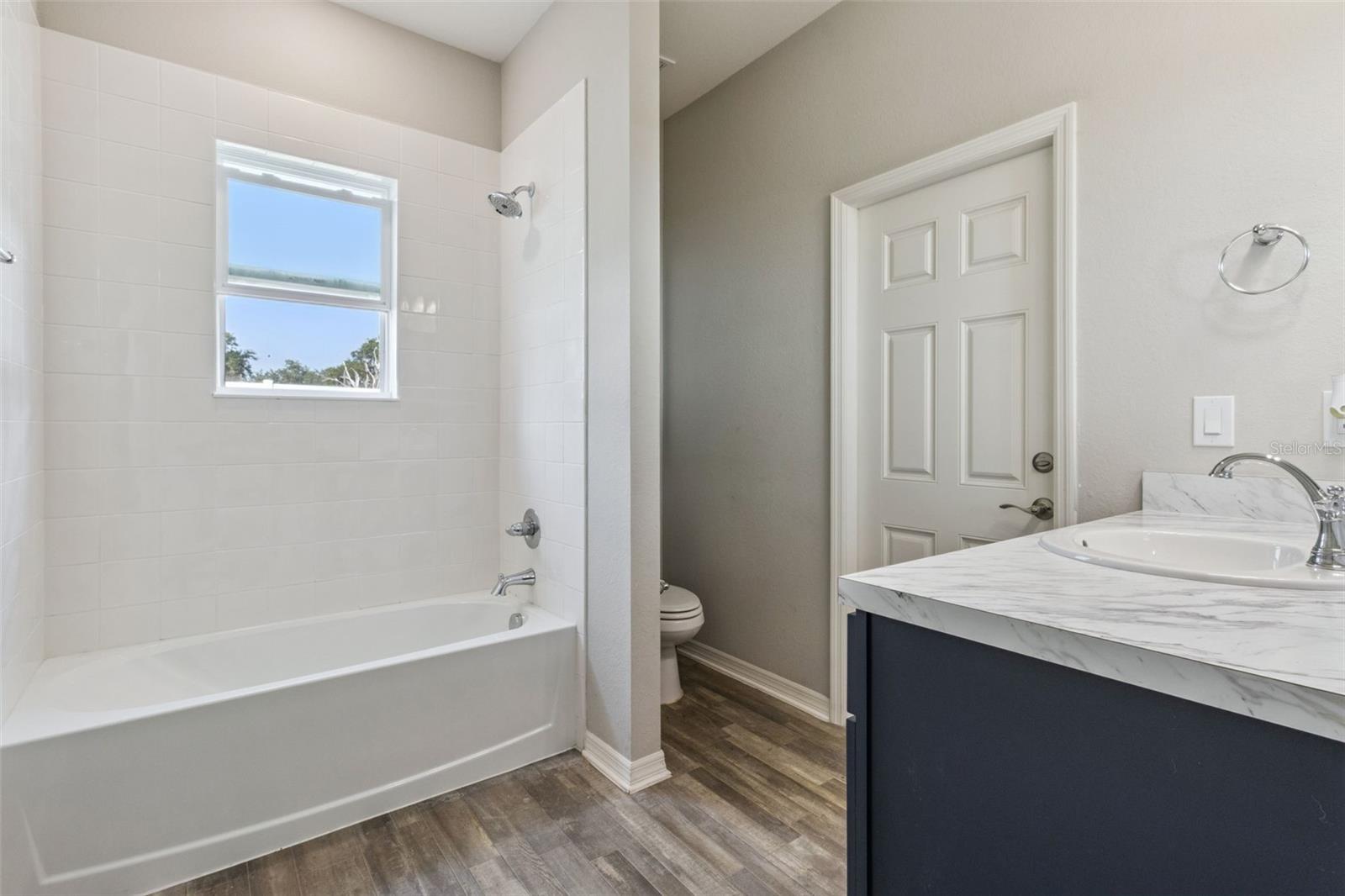 AUBURN COVE PH 2 & 3 - Residential