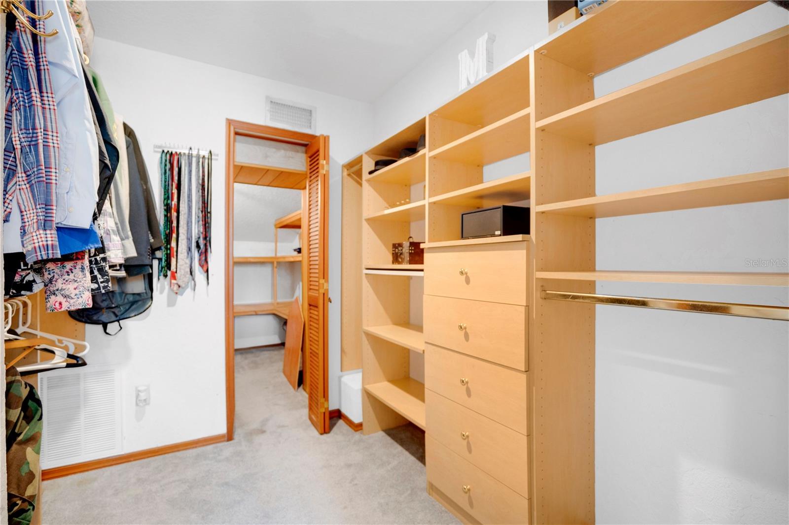 SOUTHERN OAKS - Residential