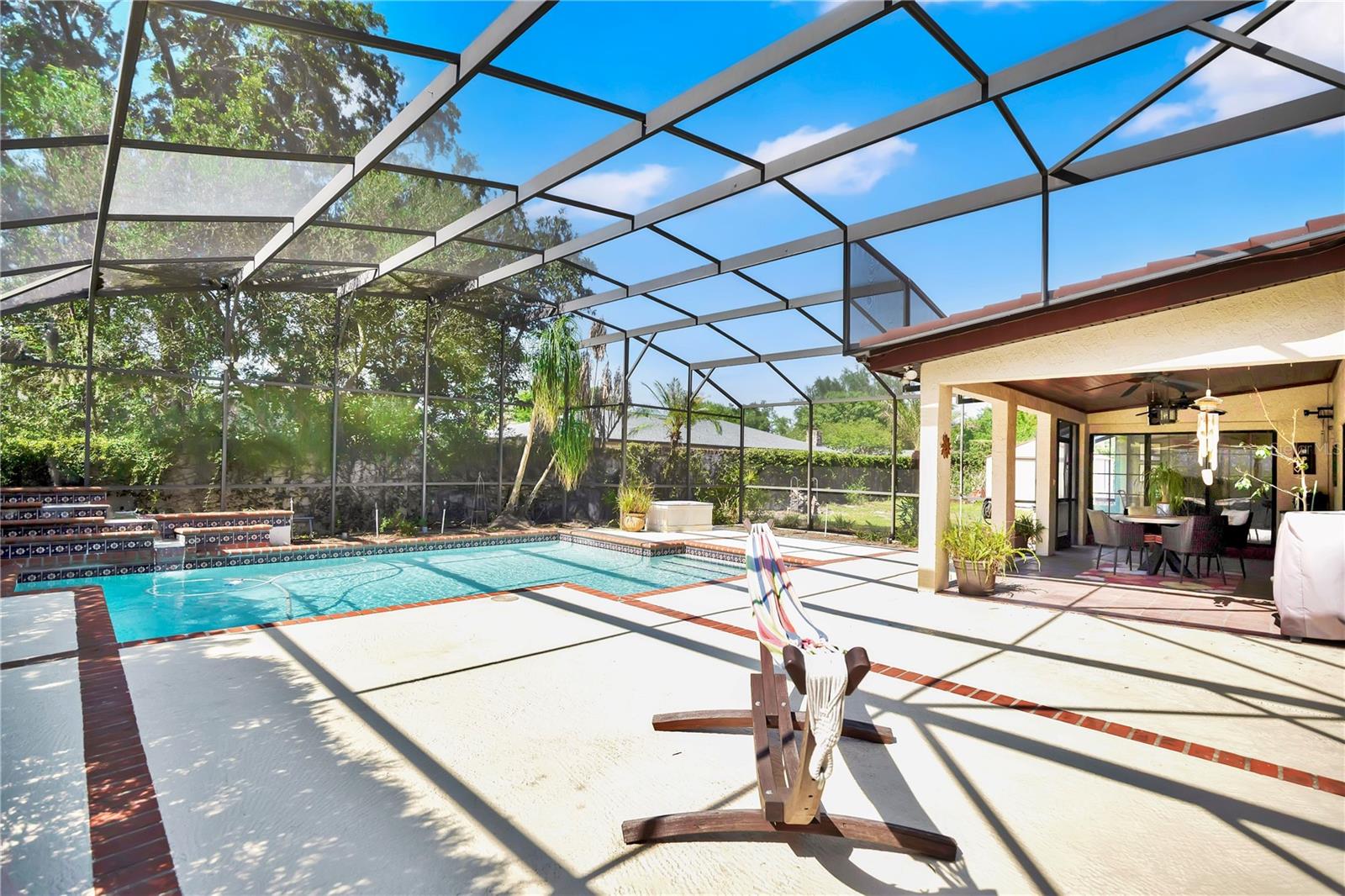 SOUTHERN OAKS - Residential