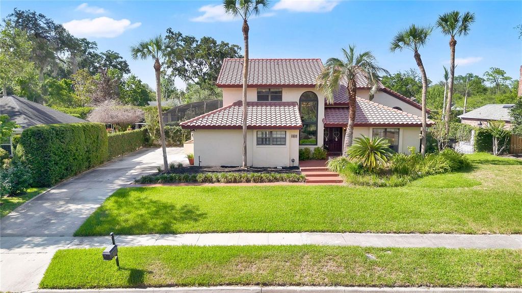 Photo of 1367 Campbell Street, Orlando, FL 32806 (MLS # O6410872)