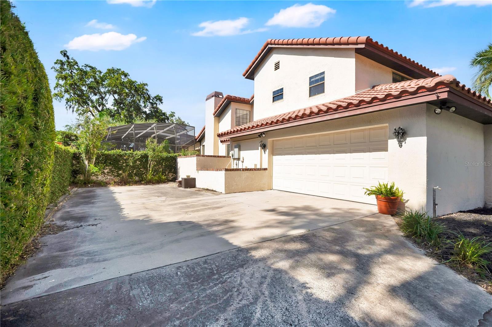 SOUTHERN OAKS - Residential