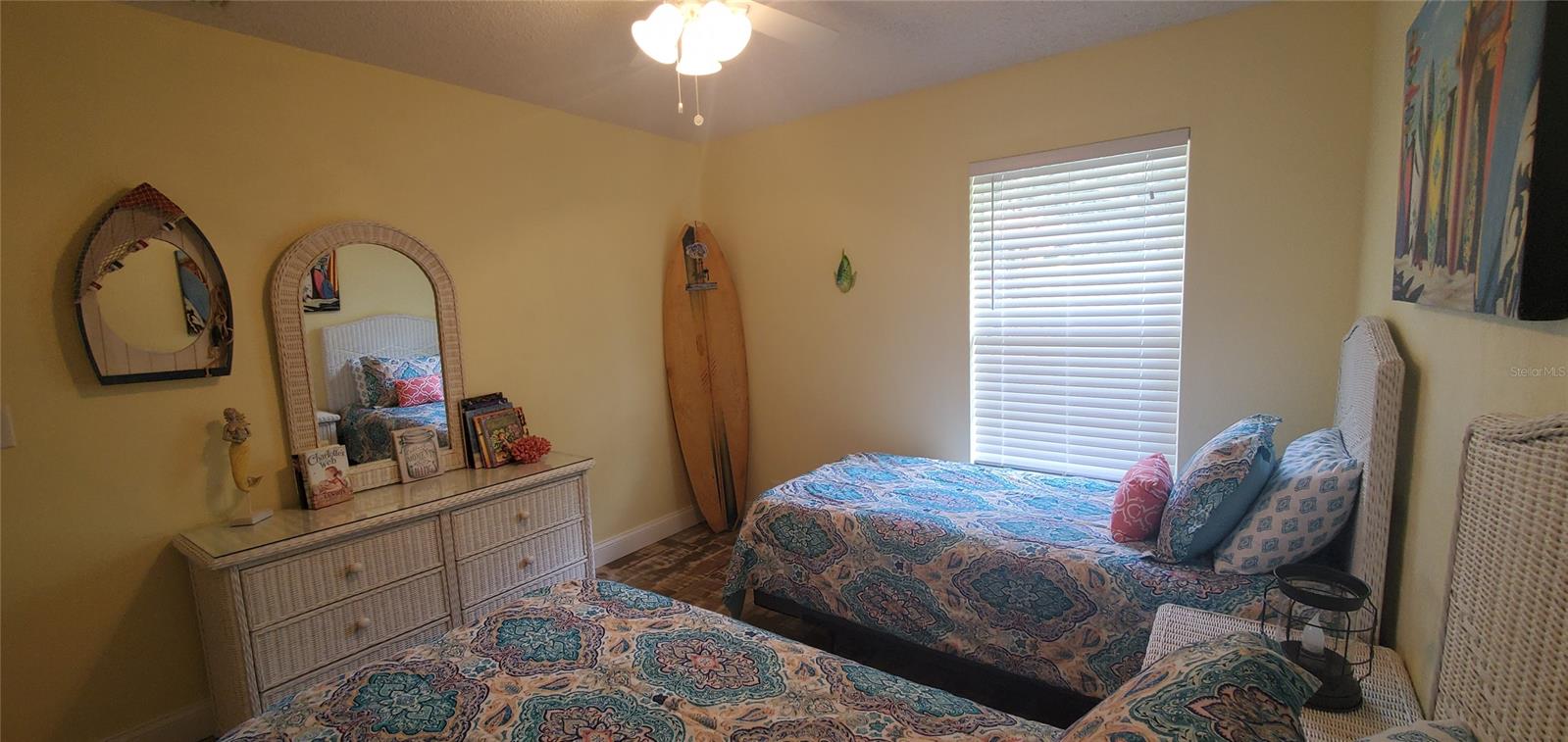 Florida Shores 01 - Residential Income