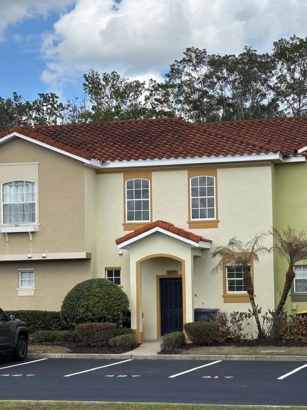 Photo of 427 Madison Circle, Davenport, FL 33896 (MLS # O6390600)