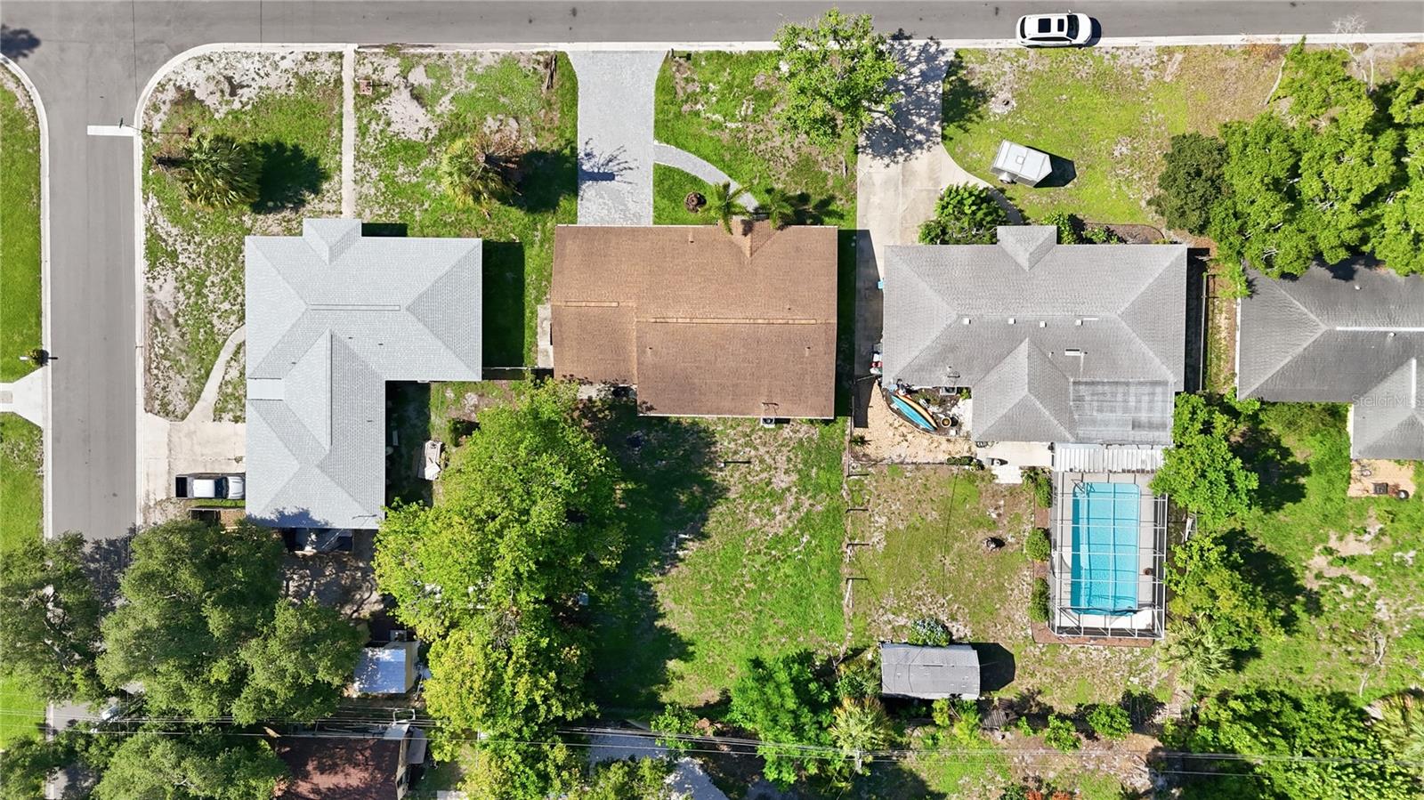 2404 22ND AVENUE W