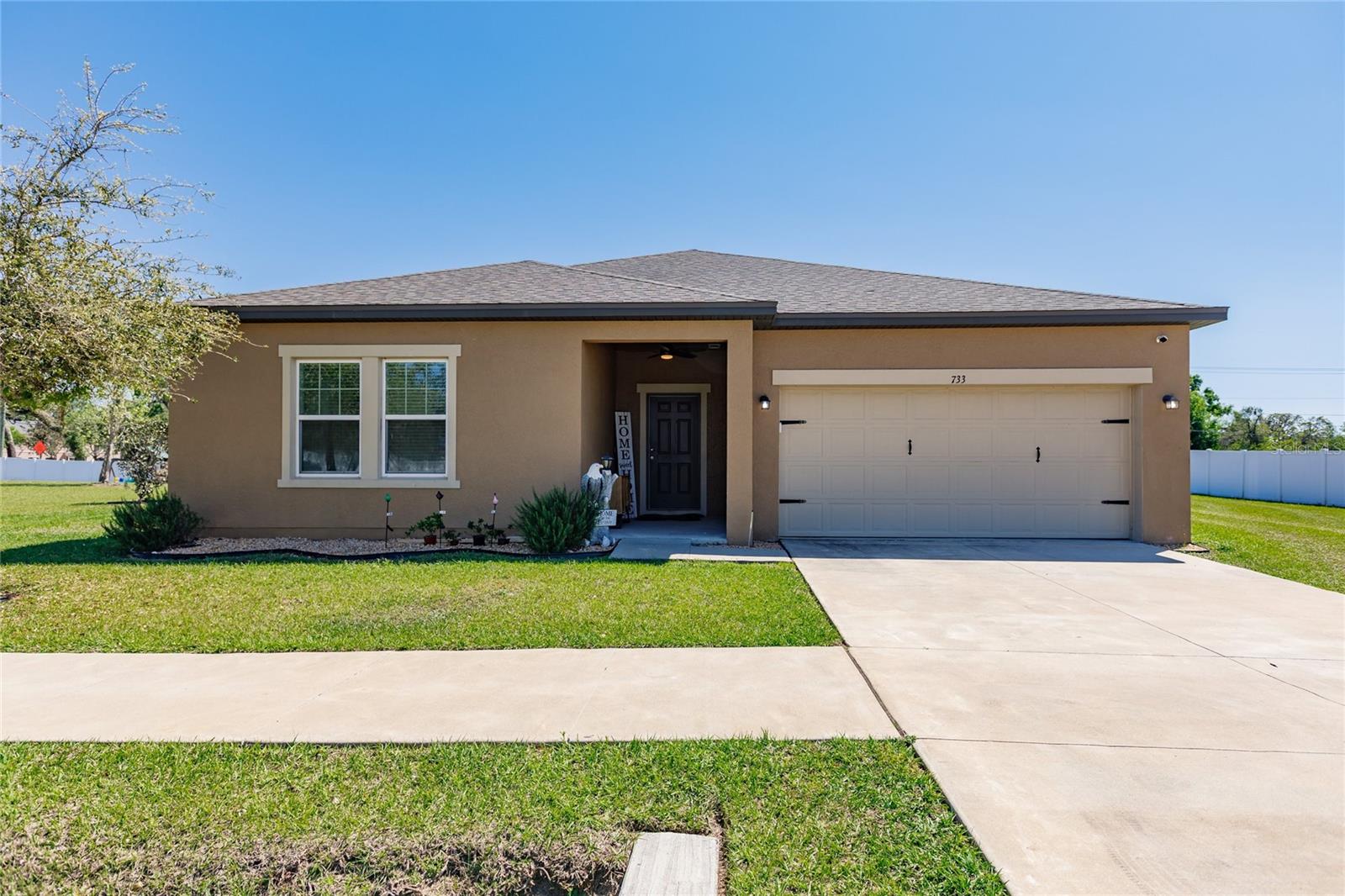 733 GARDEN OAKS SQUARE