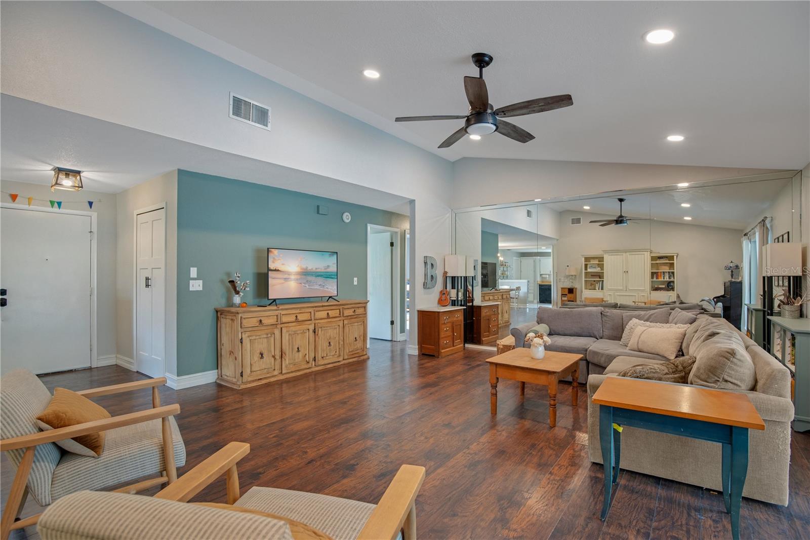 2901 AUTUMNWOOD TRAIL
