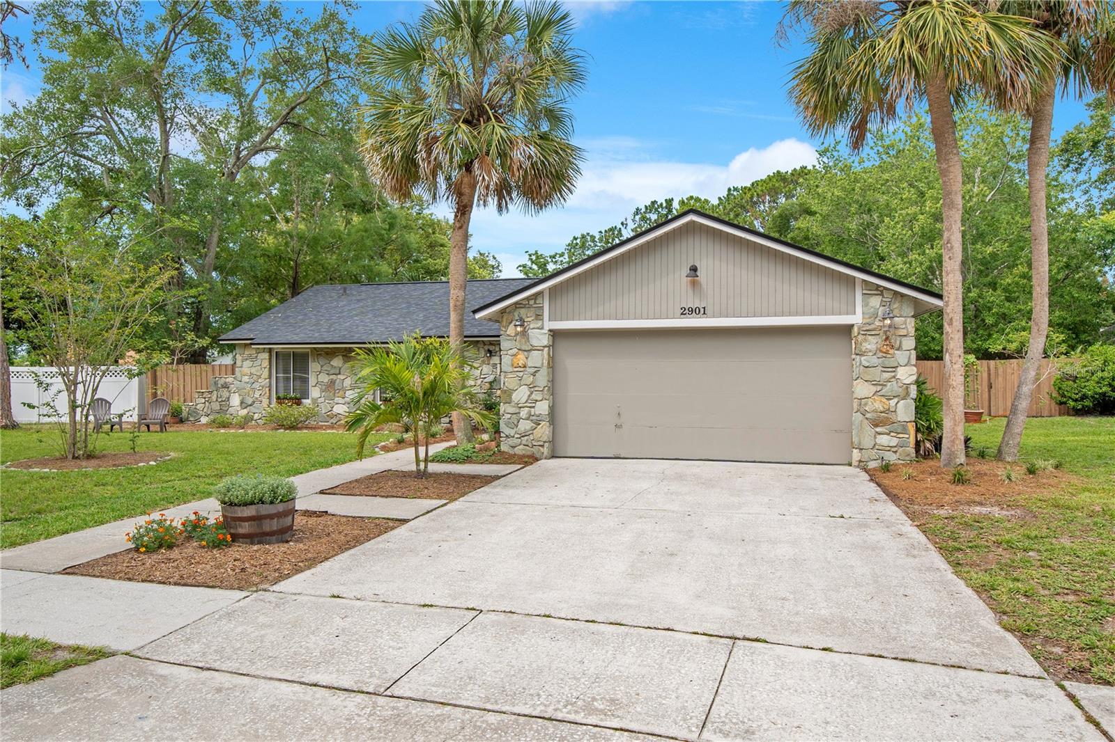 2901 AUTUMNWOOD TRAIL