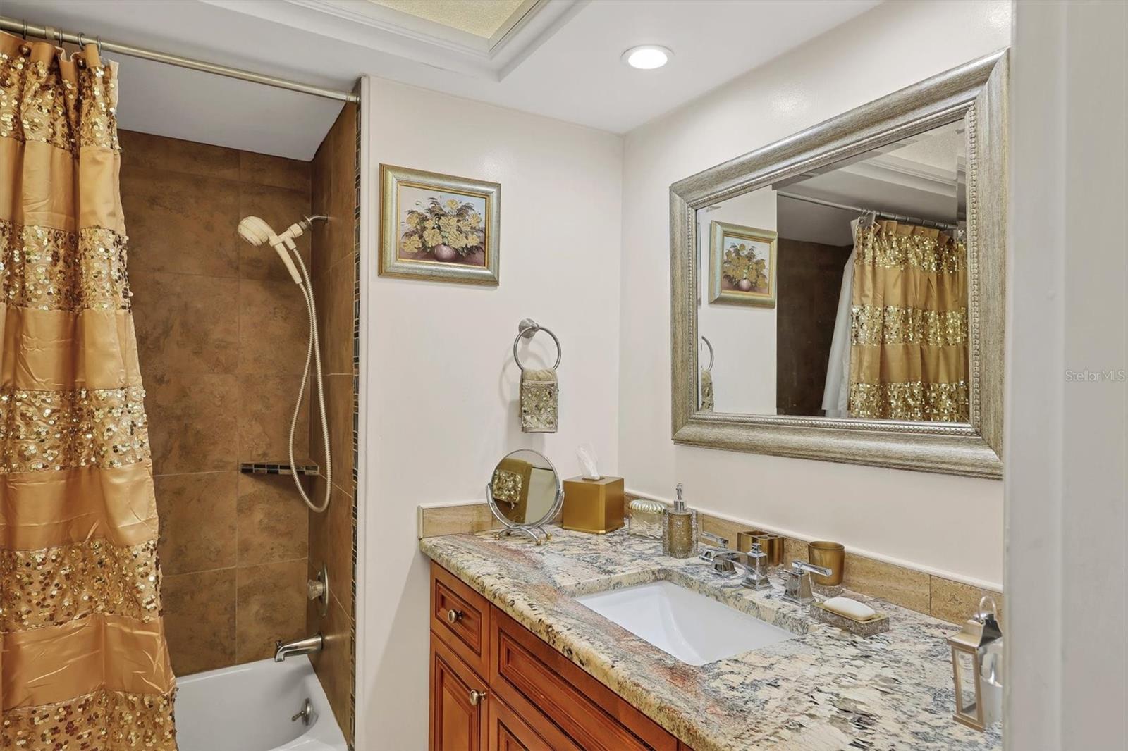 VILLAGE GREEN SEC 15 - Residential