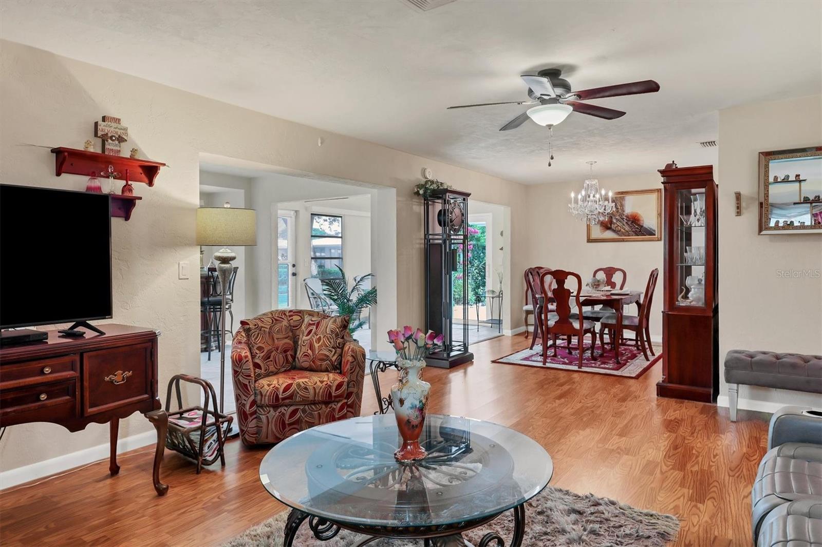 VILLAGE GREEN SEC 15 - Residential