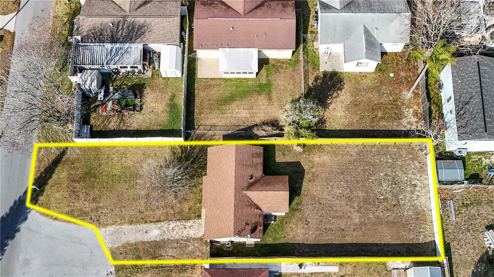 COUNTRY CLUB ESTATES - Residential