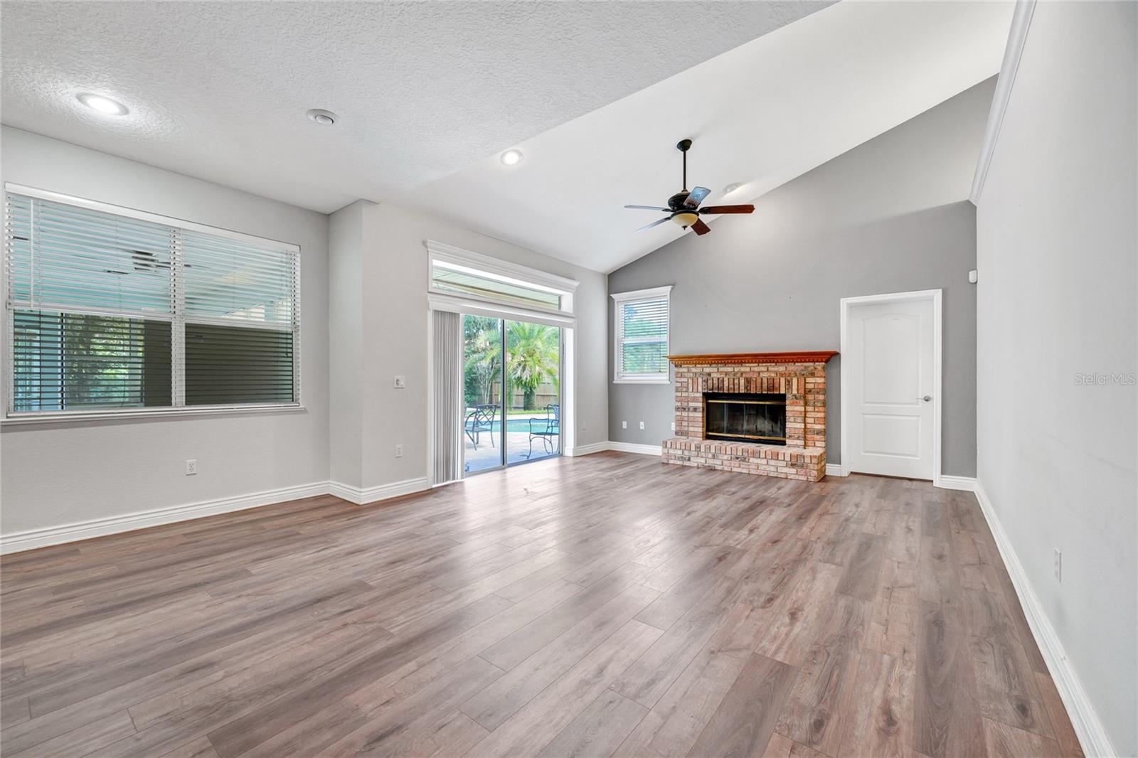 3516 BATTERSEA COURT