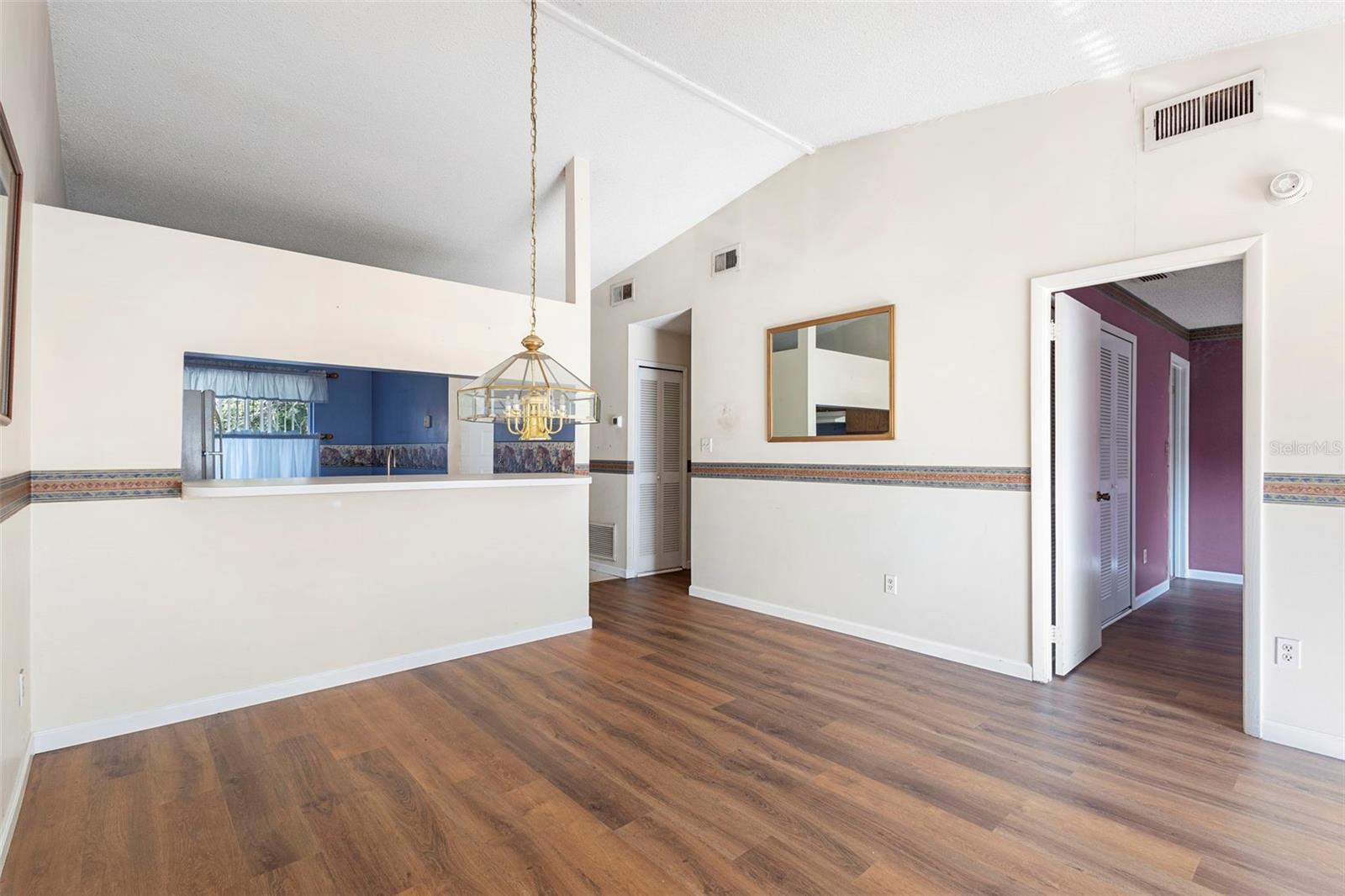 HIDDEN LAKE VILLAS PH 2 - Residential