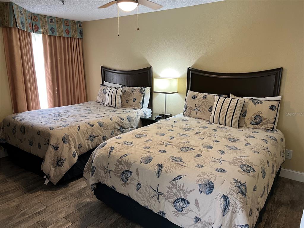 PARKWAY PALMS RSRT MAINGATE - Residential