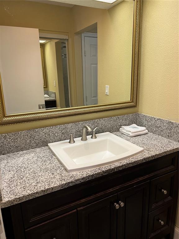 PARKWAY PALMS RSRT MAINGATE - Residential