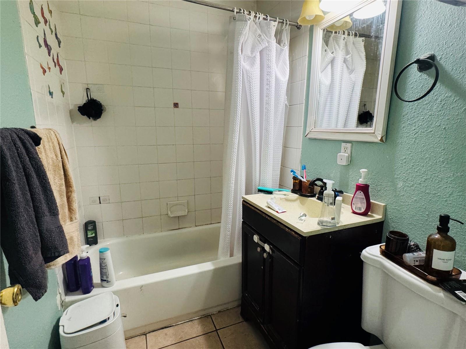 PINECREST - Residential