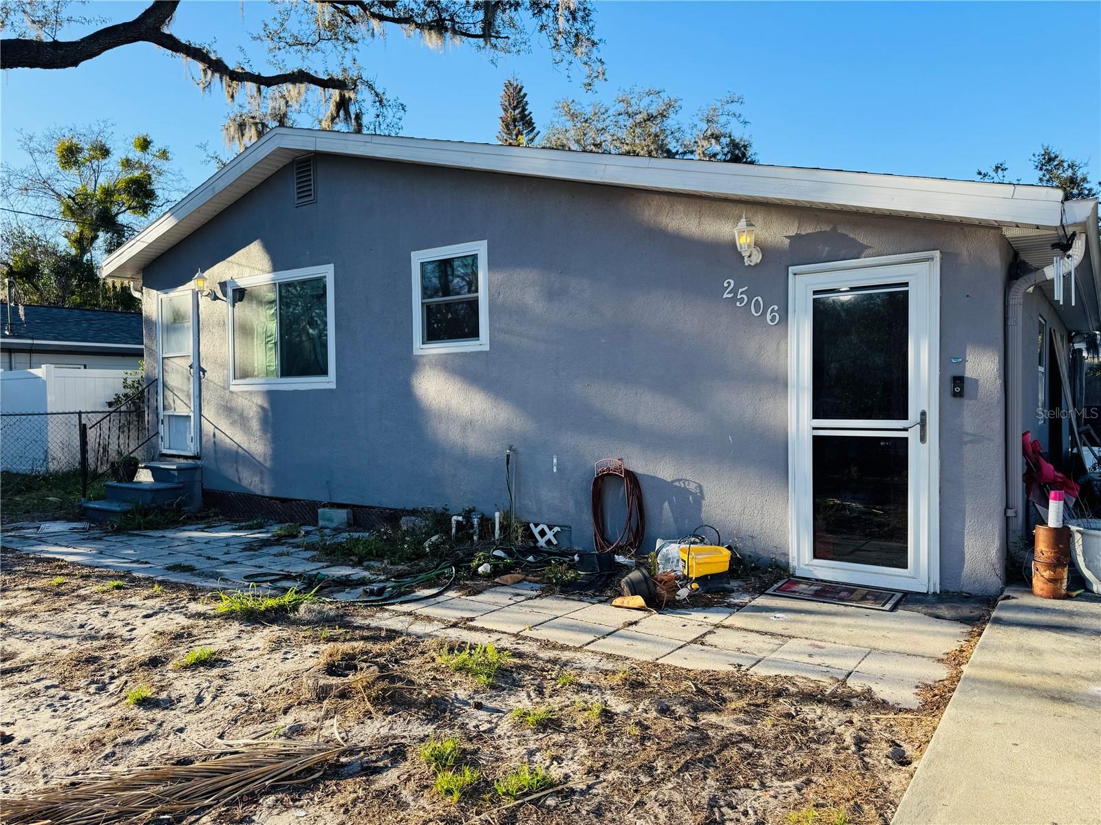 PINECREST - Residential