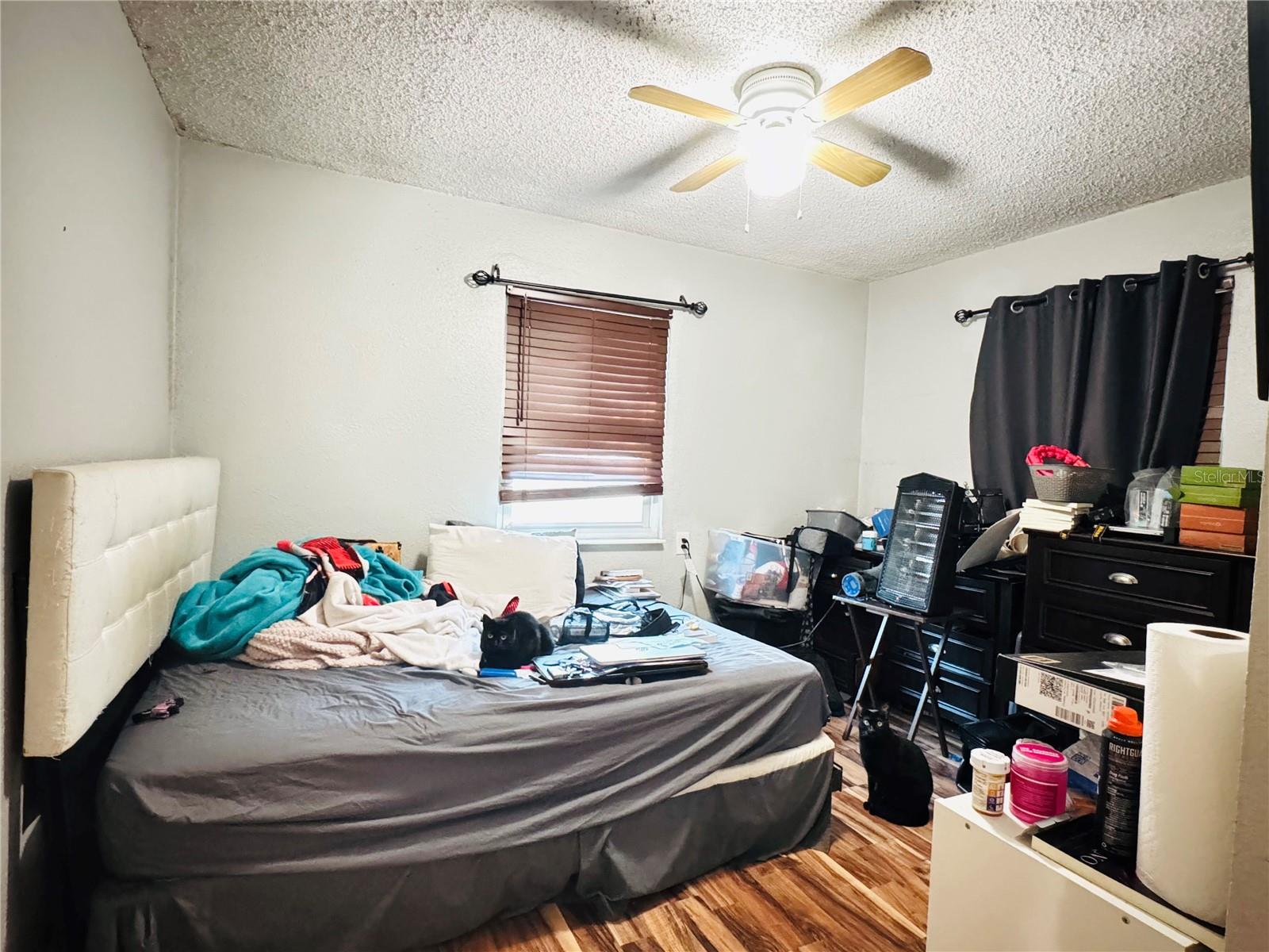 PINECREST - Residential