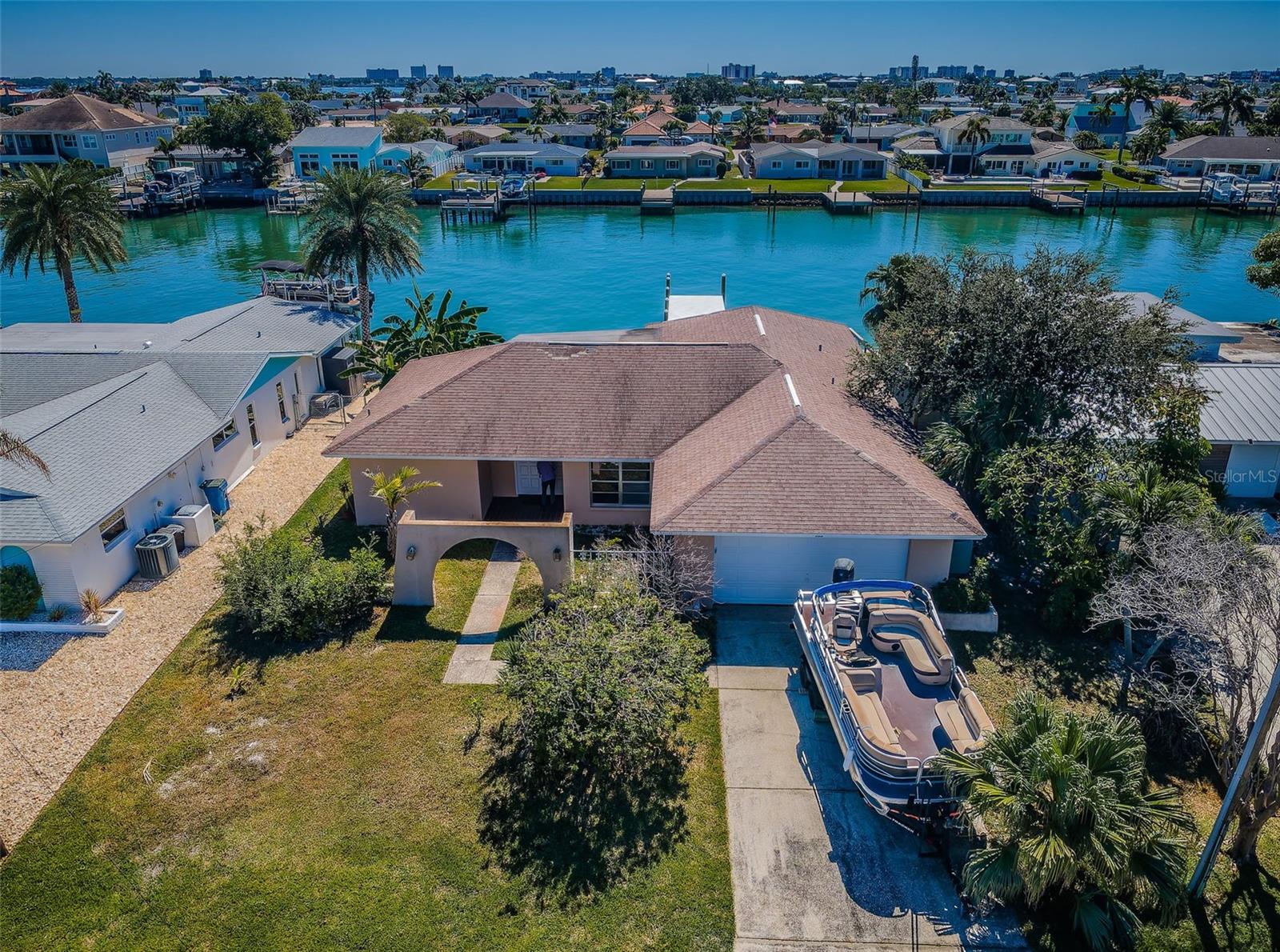 755 CAPRI BOULEVARD