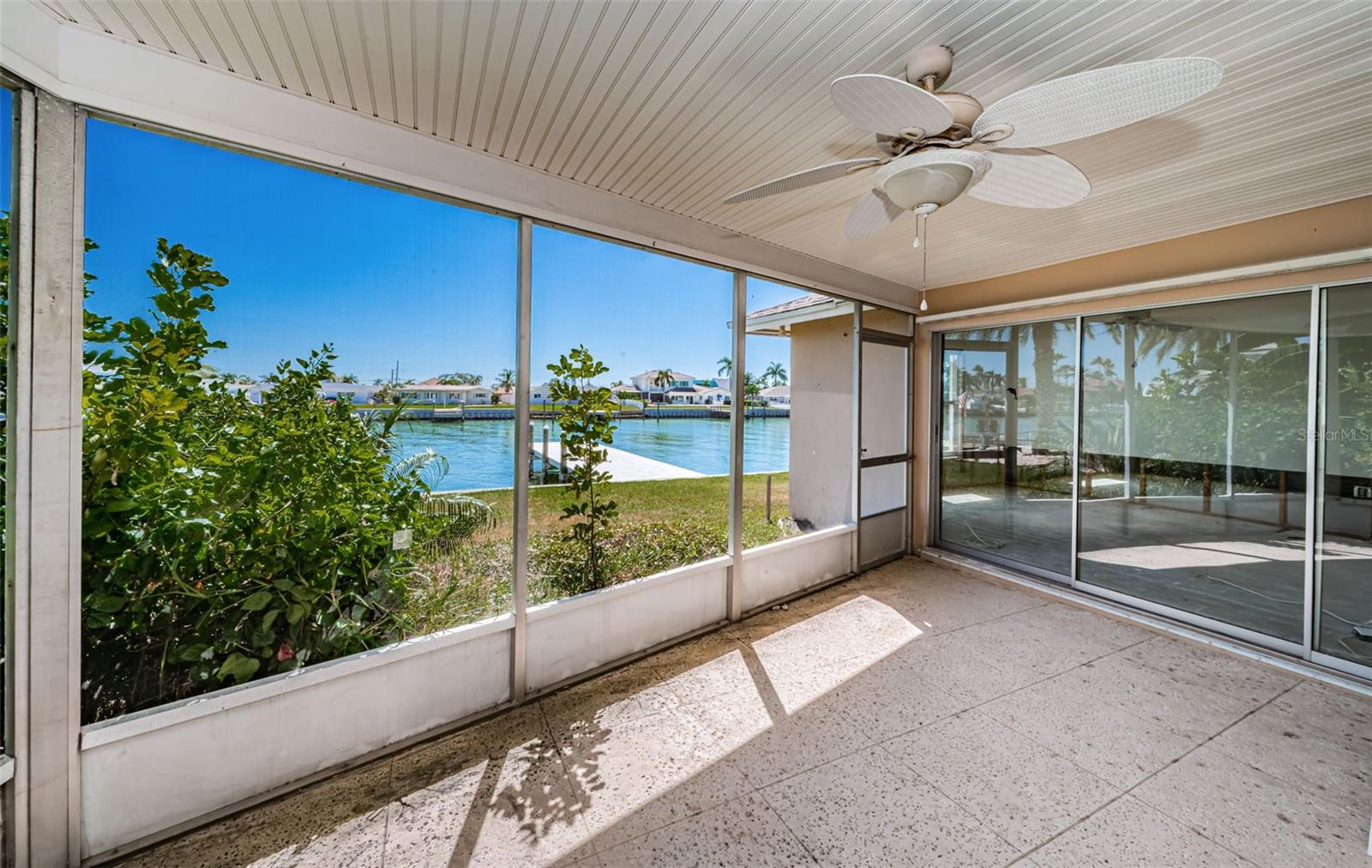 CAPRI ISLE - Residential